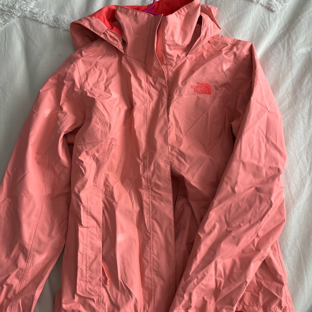 Brand New! Woman’s North Face W Resolve Jacket in Neon Peach Size S